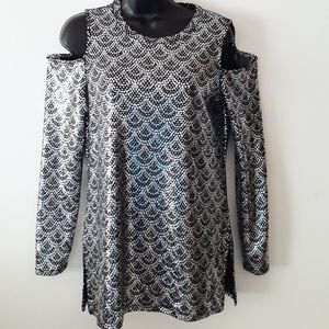 - MICHAEL KORS METALLIC PEEK-A-BOO SHOULDER TOP